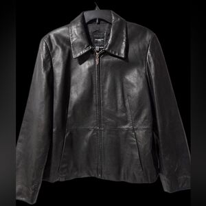 Elegant Black Leather Jacket for Women